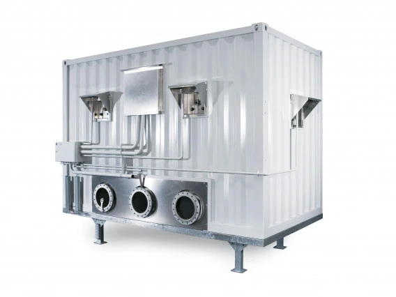 claire_vorne_frei-min