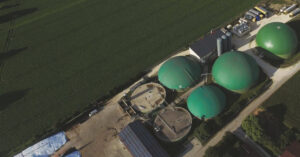 IM P_BIld_Holzhei_screen_rz